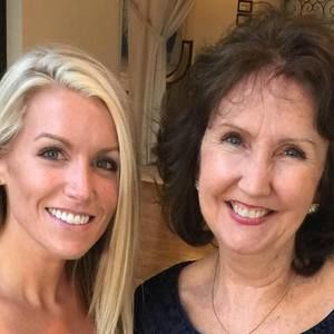 Meet your Posher, Pamela